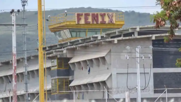 UNO DE LOS REOS ESPERABA MEDIDA HUMANITARIA: mueren dos reclusos de la Fénix Lara por tuberculosis