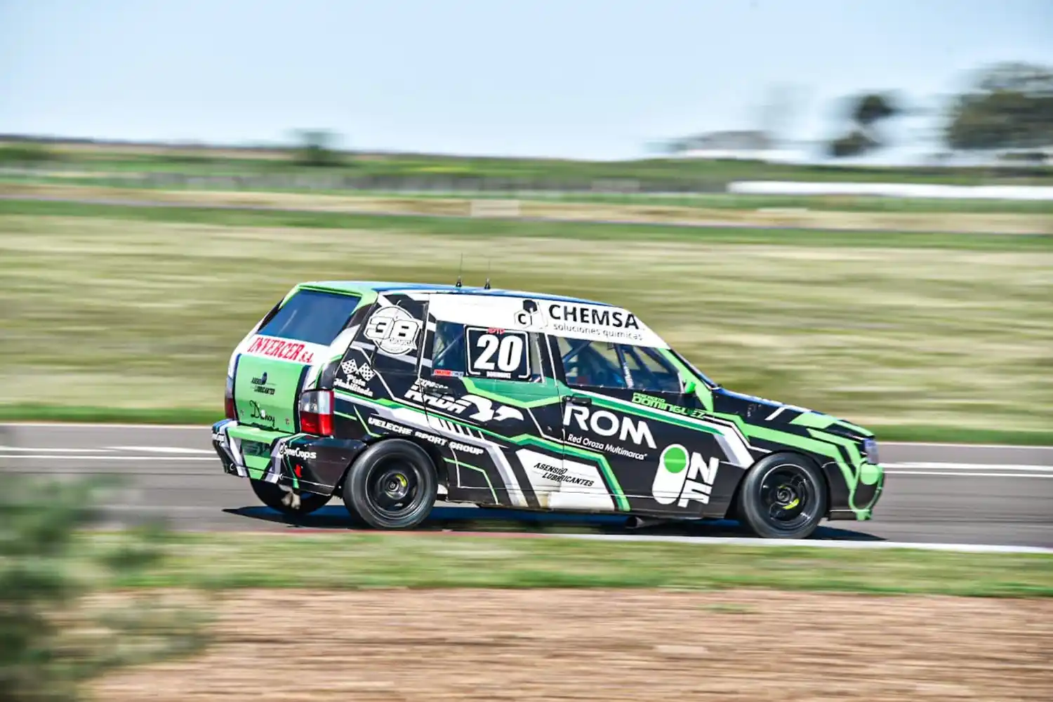 Turismo Pista: en la última curva, “Pescadito” Domínguez ganó por primera vez en la clase 1