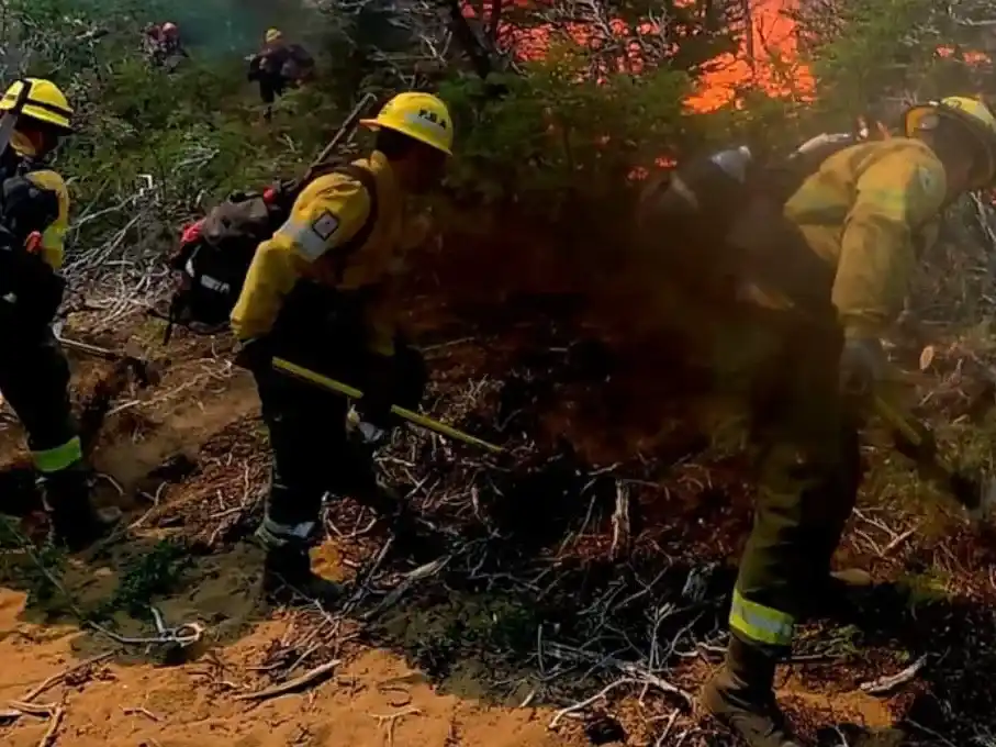 Feroz incendio en Cafayate.