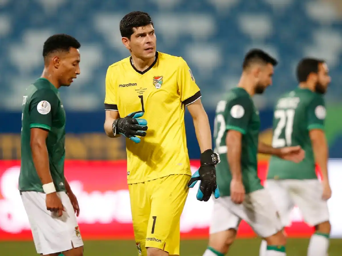 El boliviano Lampe será arquero de Vélez 