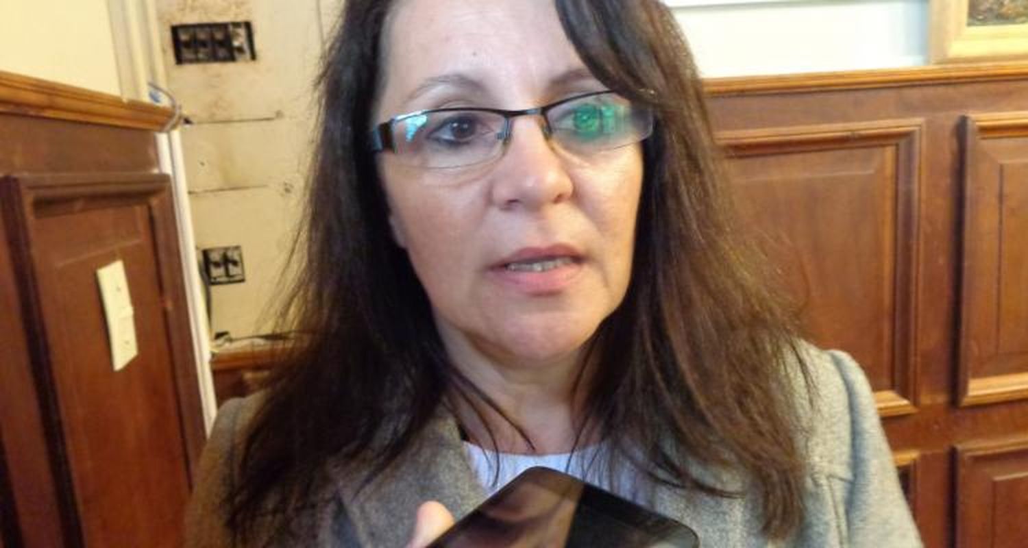 Becas estudiantiles: Mariana Fucci reconoció que no hubo convocatoria abierta a la comunidad