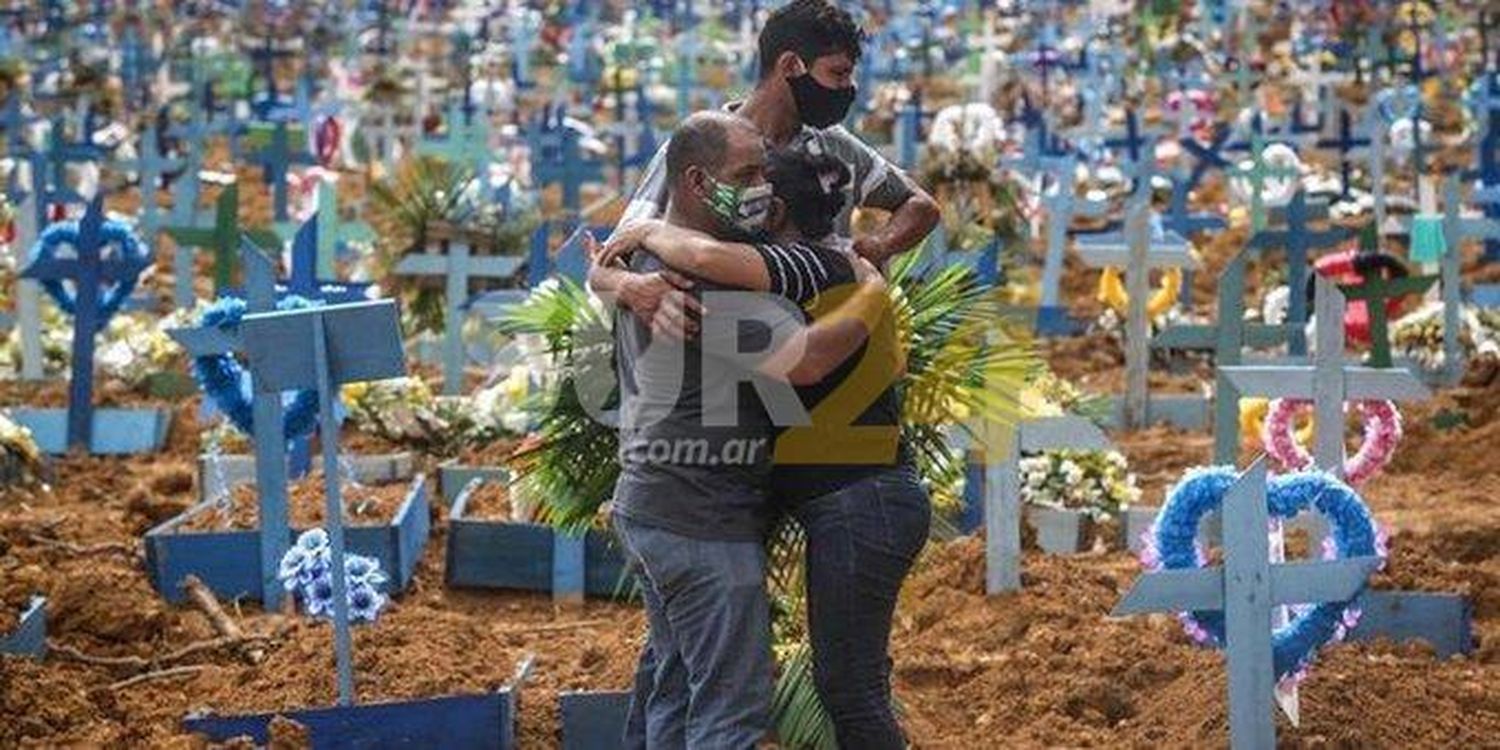 Brasil rompió el récord mensual de muertos