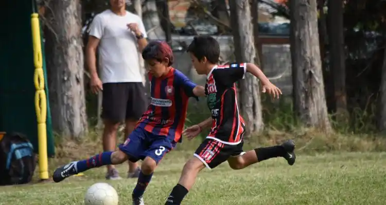 Rivadavia, Independencia, General San Martín y Mitre fueron campeones del Clausura de la Liga Infantil