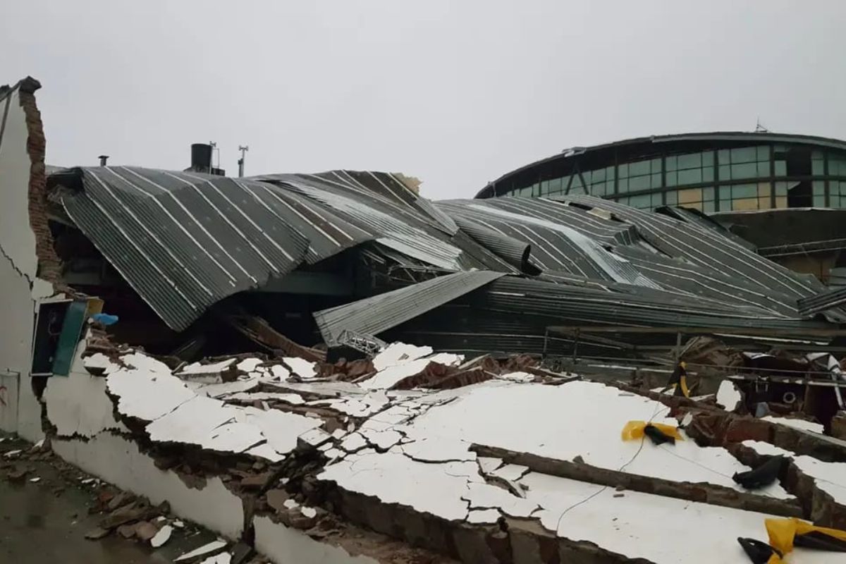 Decenas de heridos dejó la tormenta e incluso había trascendido que había más personas atrapadas entre los escombros.
