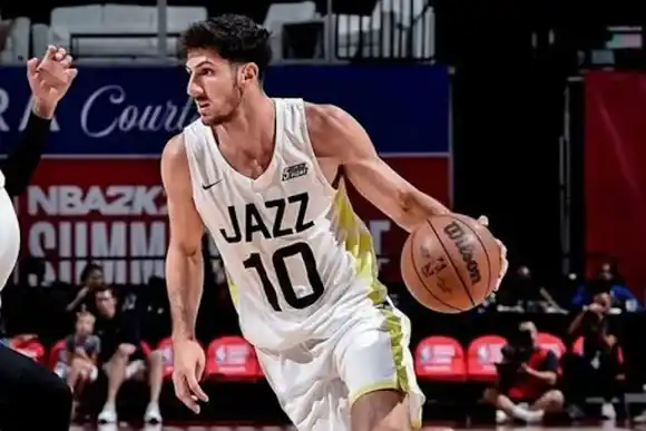 Utah Jazz cortó el contrato de Bolmaro