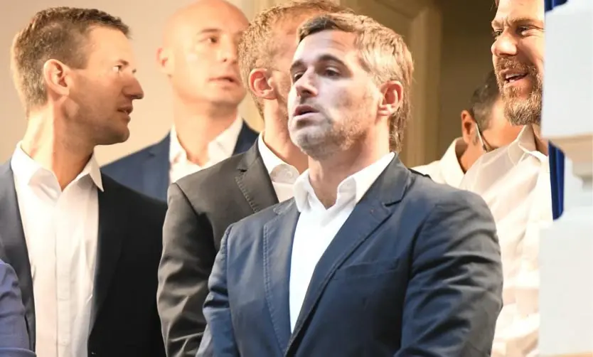 Achával en uno de los palcos de la Legislatura.