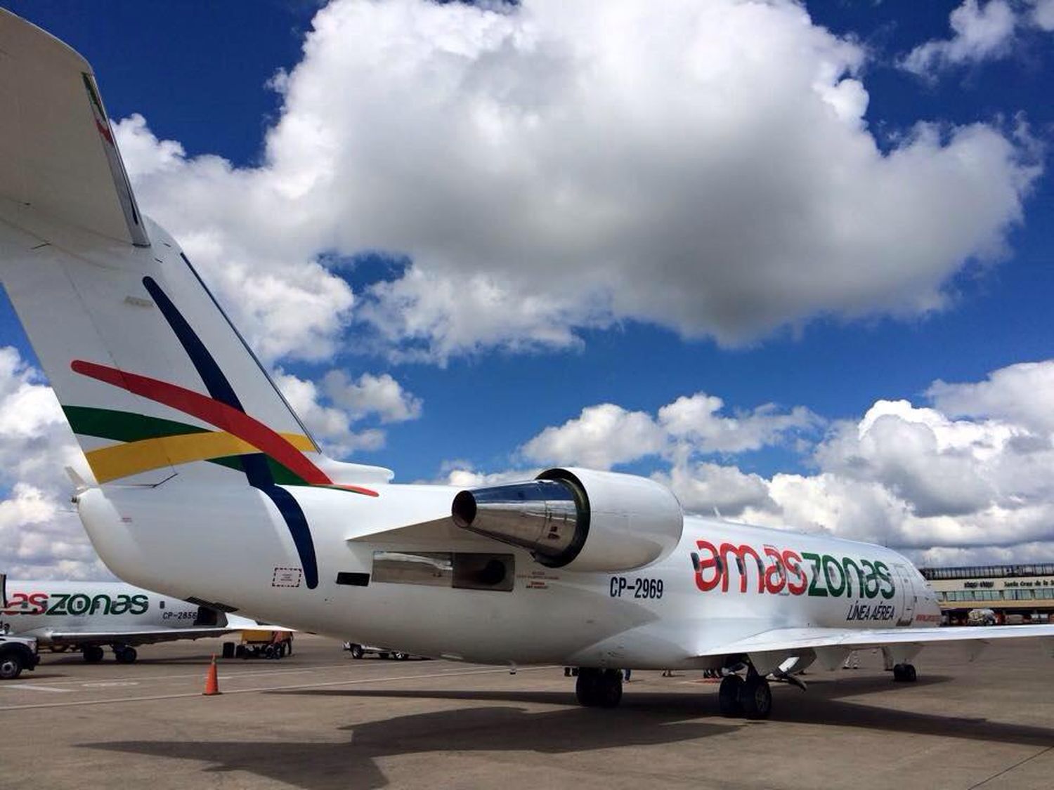 Amaszonas recibió su octavo Bombardier CRJ-200