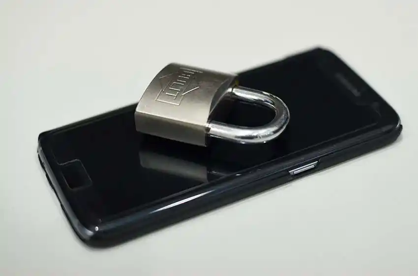 Se bloquearán los teléfonos móviles que no estén registrados