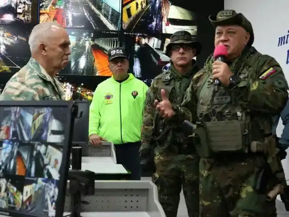 "Señores de la violencia… los estamos vigilando": Cabello en supervisión al Sistema VEN11
