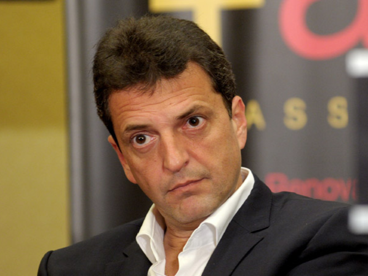 Massa: "El Gobierno toma medias para beneficiar a muy poquitos" 
