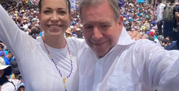 Edmundo González promete un país donde el presidente no insulta, con luz y agua (+Video)