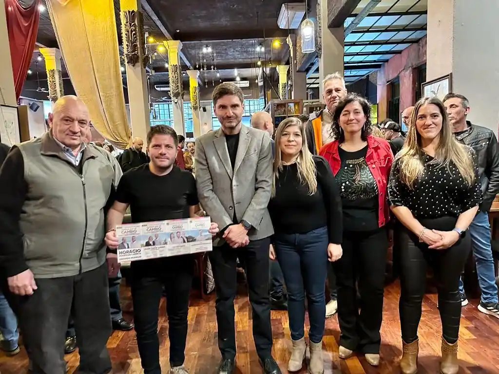 Cándido: “Somos el equipo de Maxi Pullaro que va a defender a Santa Fe en el Congreso de la Nación