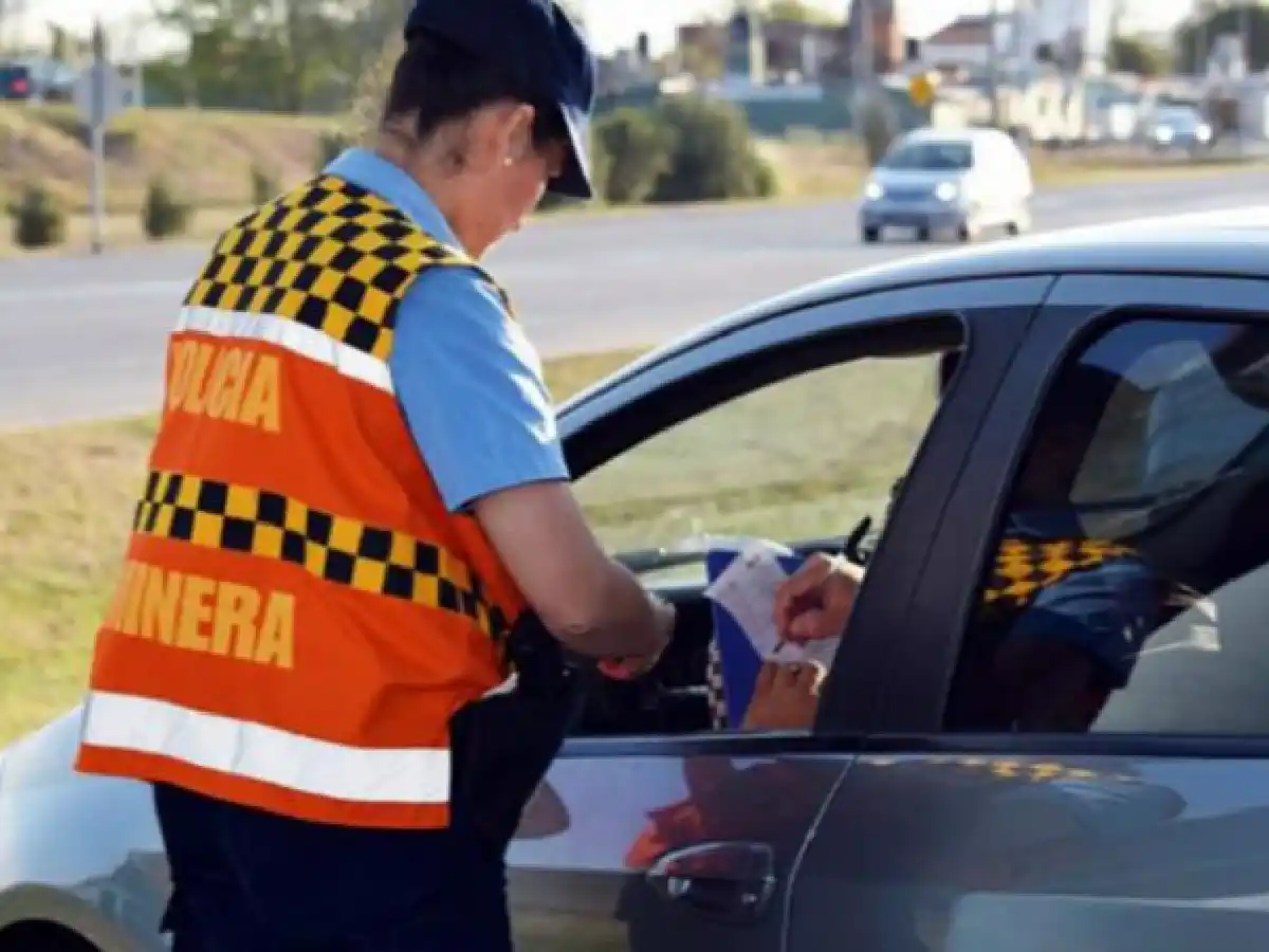 Fuerte aumento de las multas de la Policía Caminera