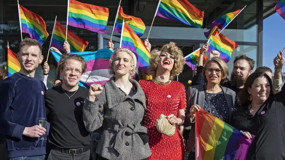 Suiza sancionó en un referéndum penalizar la homofobia de la misma forma que el racismo