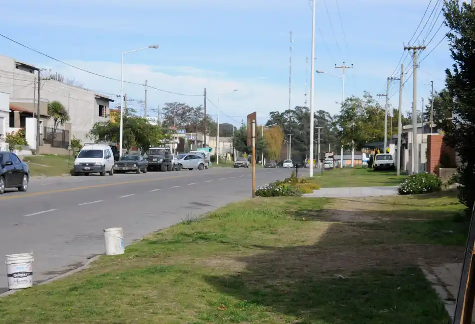 Vecinos de Juan B. Justo y Formosa reclaman  garitas, un semáforo y mayor iluminación