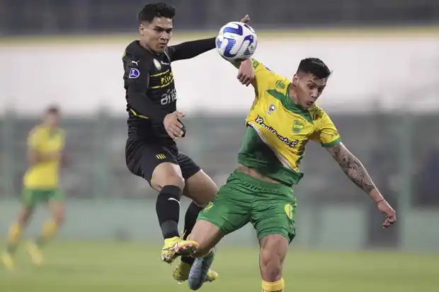 Defensa y Justicia superó con claridad a Peñarol