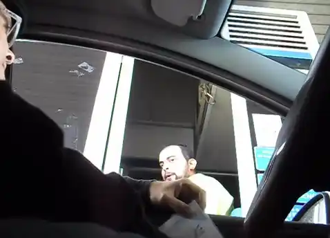 Video: Agresión y discriminación a discapacitado en peaje de Panamericana