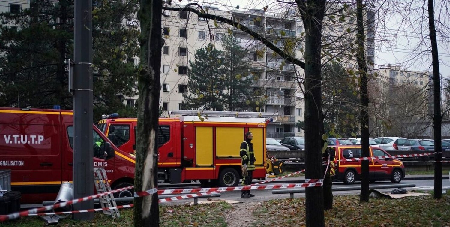 Diez muertos, entre ellos cinco niños, tras el incendio en un edificio en Francia