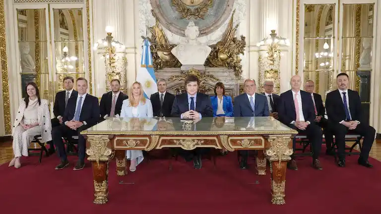 Javier Milei emitió su mensaje junto a su Gabinete