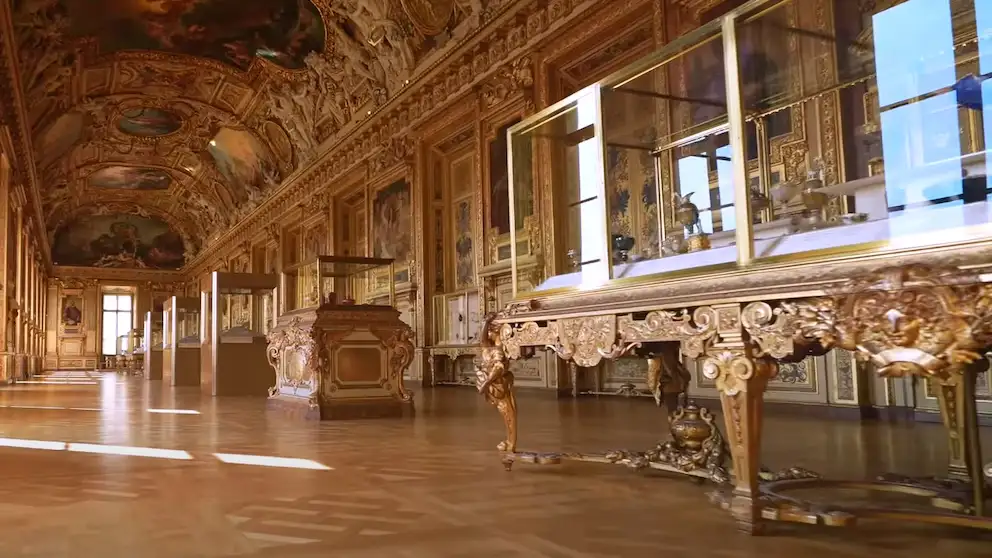 Imágenes del interior de la Galería Apolo. (Museo del Louvre)