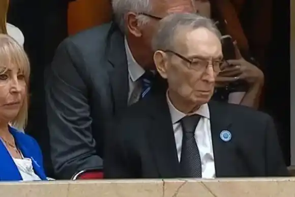 Una nota de Hugo Alconada Mon para La Nación revela el historial de subsidios que recibió el padre de Milei durante el kirchnerismo