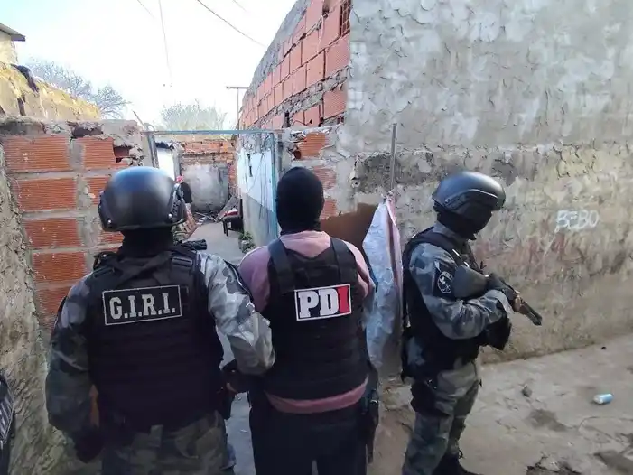 Gran despliegue policial.