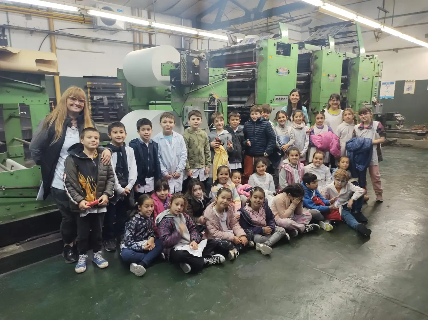 Nos visitaron alumnos y docentes de la Escuela 54