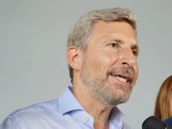 Frigerio ante los escraches por el Iosper: “No voy a aflojar”