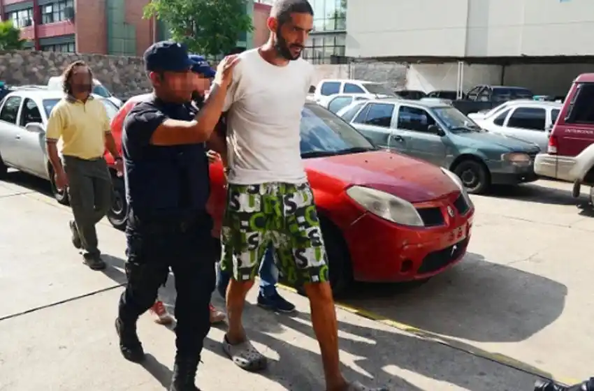 A las turistas israelíes les incrustaron hierros después de su muerte