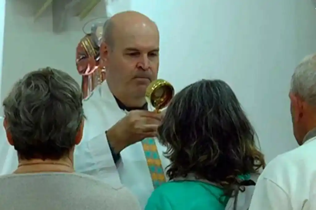 Imputaron a un sacerdote por tentativa de homicidio en la causa del niño electrocutado en Entre Ríos