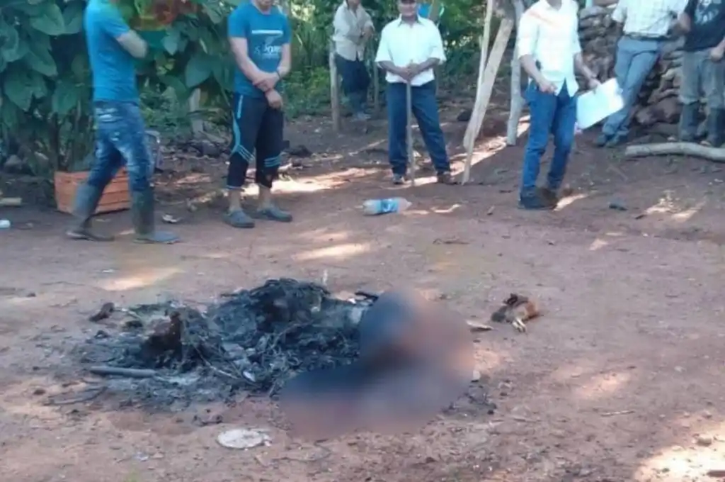 El cadáver se halló en el patio de una casa