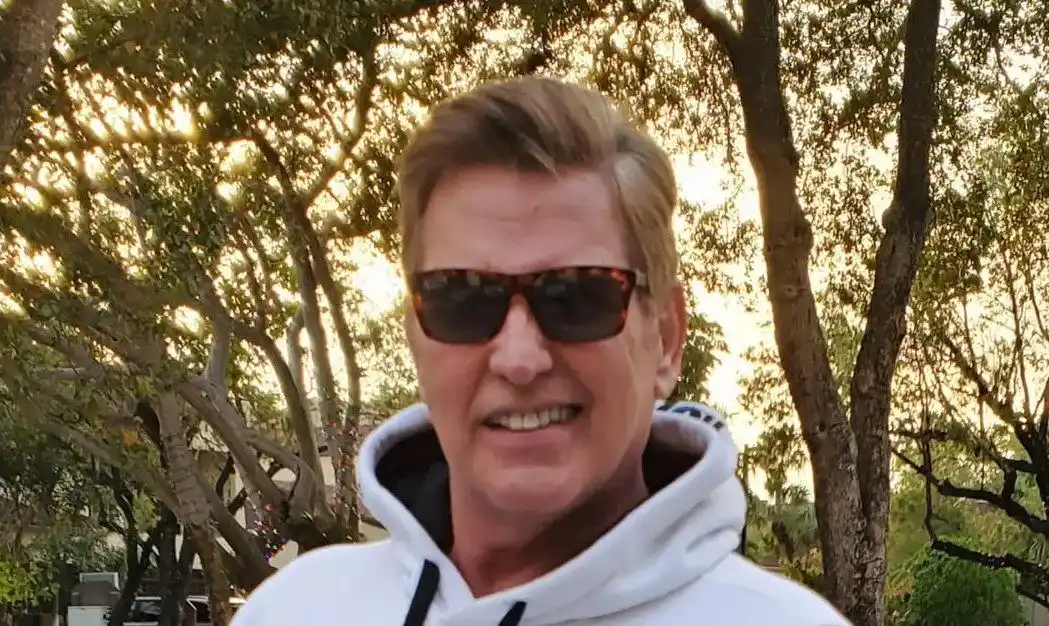 El tierno reencuentro de Víctor Cámara con su madre (Foto)