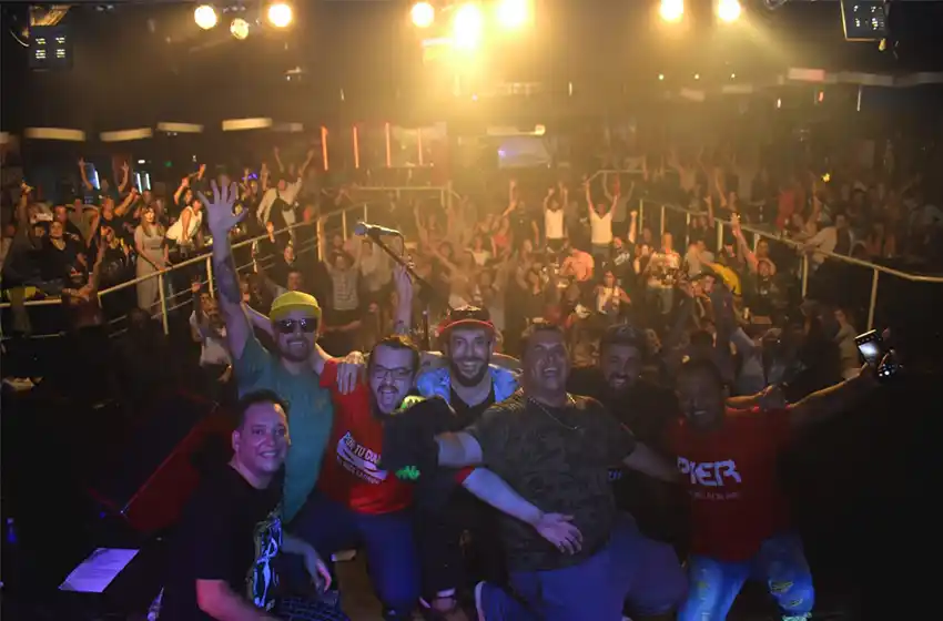 Ladrones Conscientes presenta: Fiesta Cumbiastone