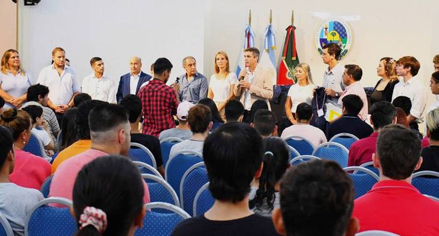 Están en marcha los diez cursos de la Escuela de Oficios 