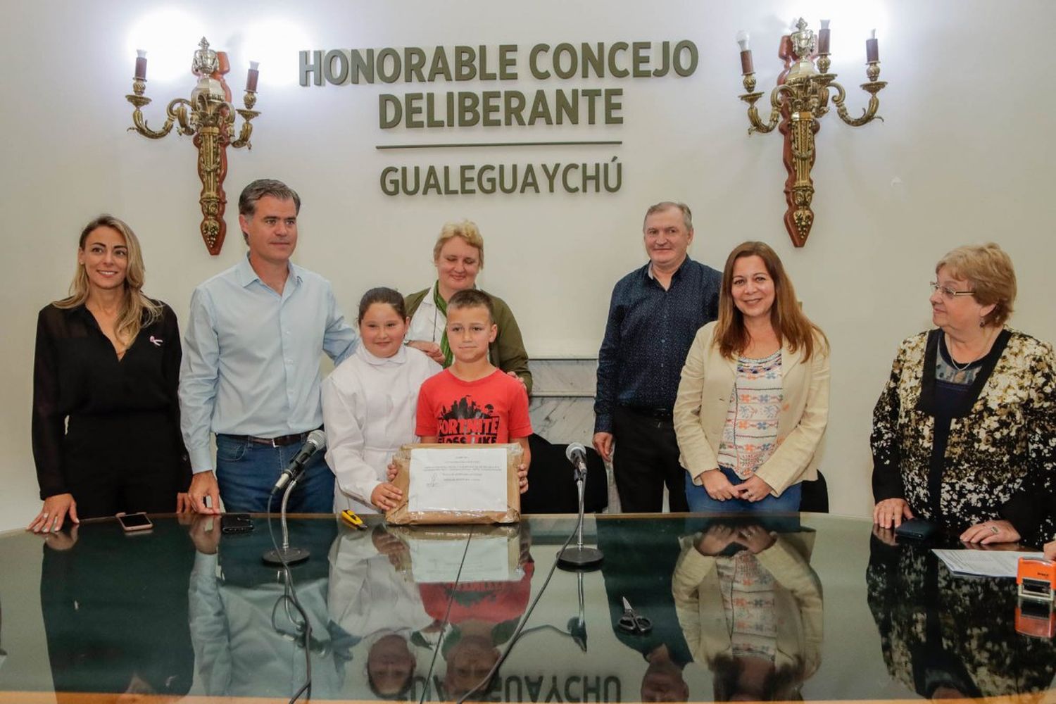Se conocieron las ofertas para restaurar la Matheu y construir el edificio de la “María Elena Walsh”