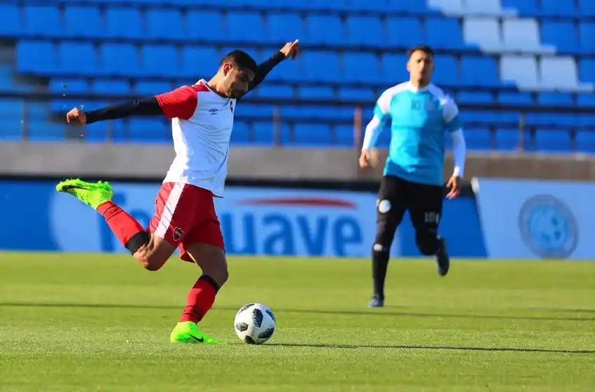 Newell’s perdió sobre la hora con Belgrano en el último ensayo