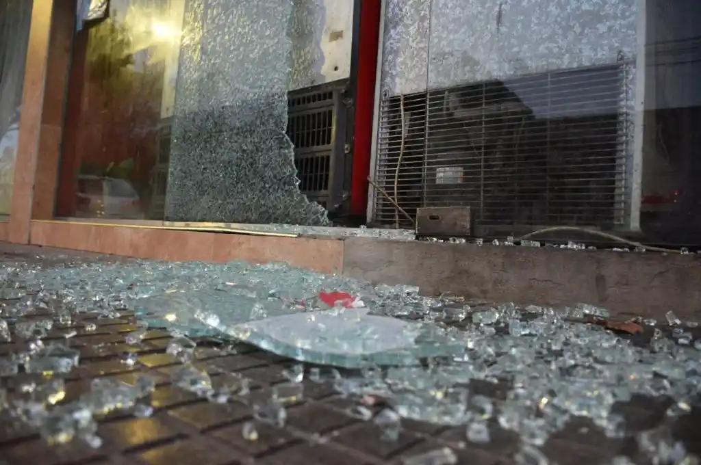 Santa Fe: robo y destrozos en un comercio de barrio Constituyentes