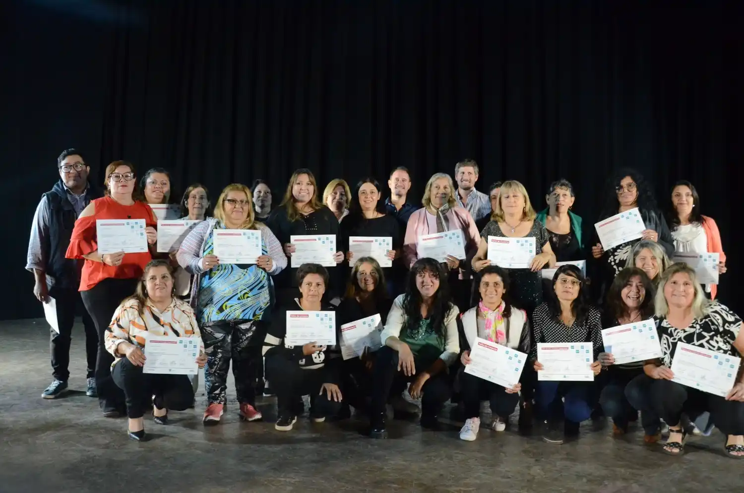 Graduados de los talleres municipales.