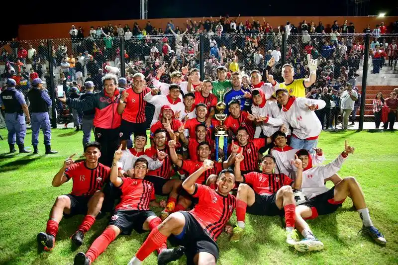 8 de Diciembre se coronó
campeón del Clasificatorio