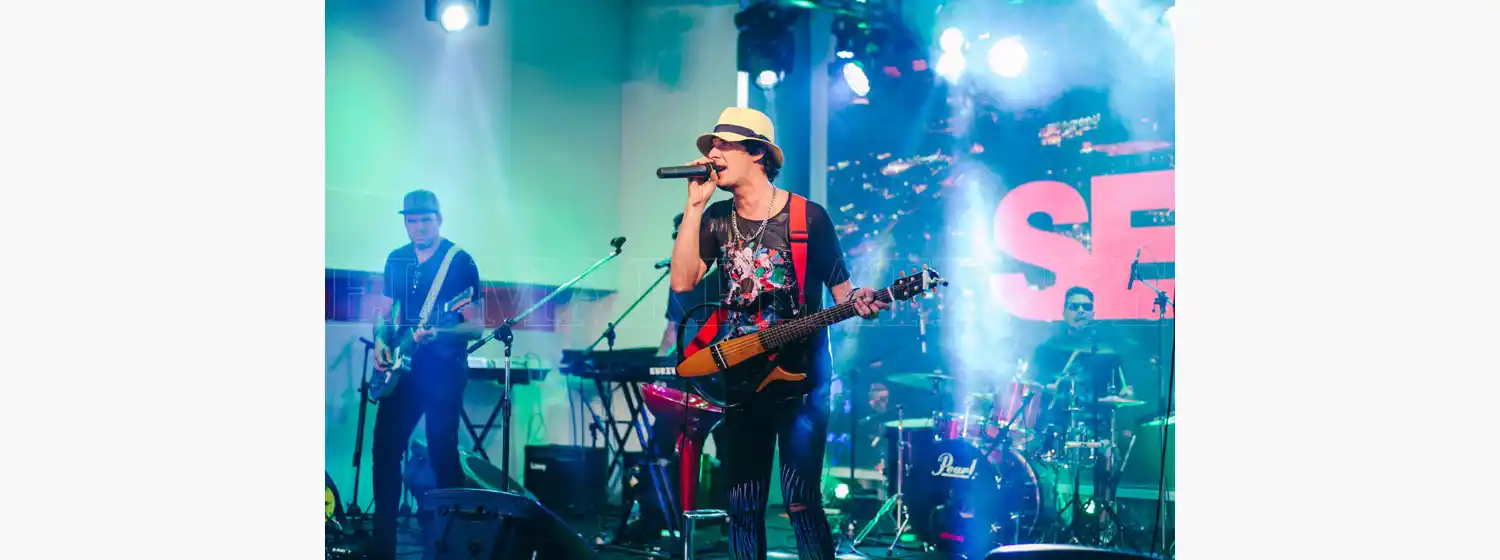 "La gente sale de la playa y viene a disfrutar de shows"