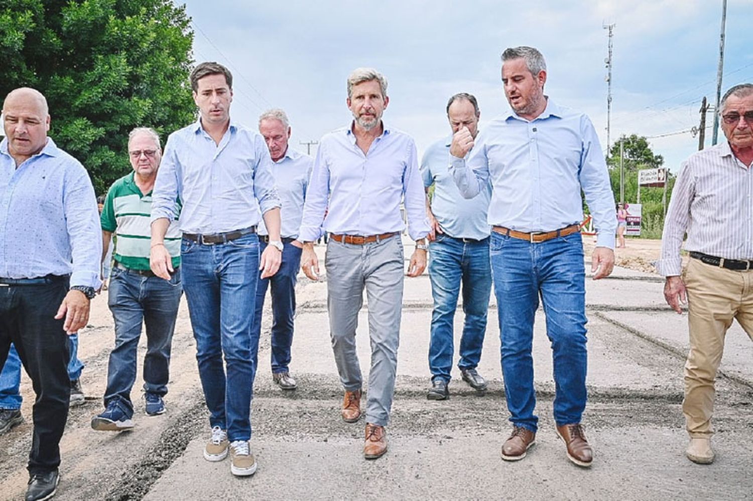 Frigerio garantizó que se continuarán licitando y adjudicando obras en las rutas provinciales