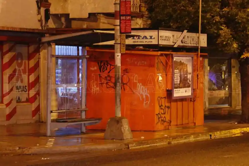 10 noches sin colectivos: 25 mil estudiantes pierden horas de clases