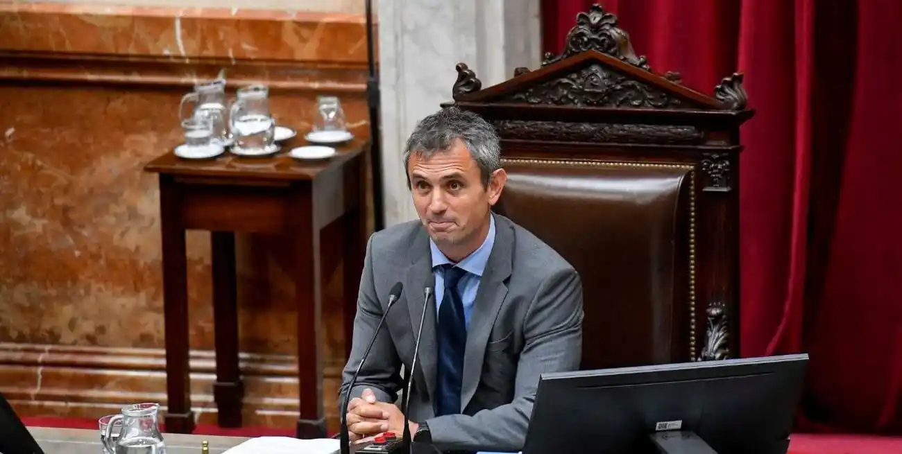 El recinto encabezado por Menem no llegó a la mayoría simple necesaria para habilitar la sesión.