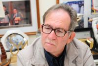 El doctor Jorge Gentile reforzó la idea del uso masivo de máscaras faciales