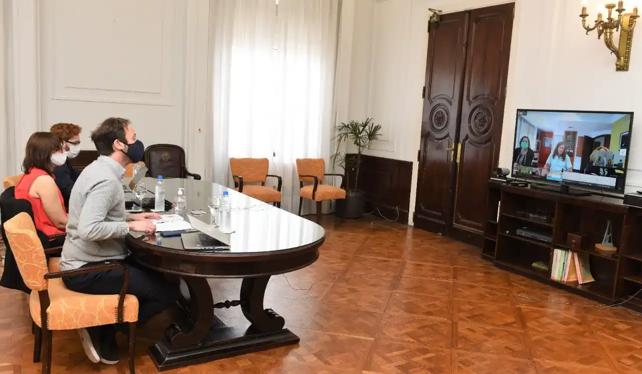 Paritaria estatales de Provincia: Se reanudaron las negociaciones aunque no hubo propuesta