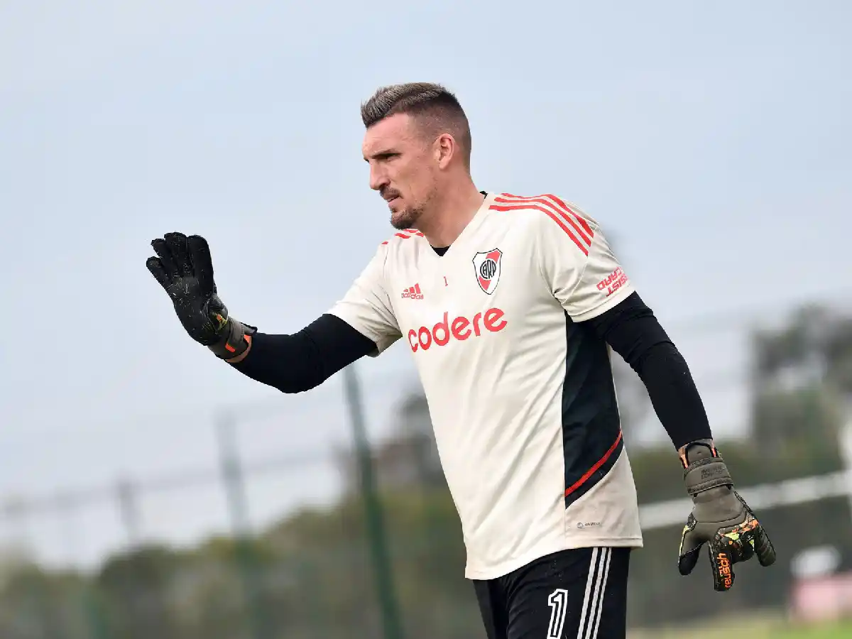 River defenderá la punta frente a Unión