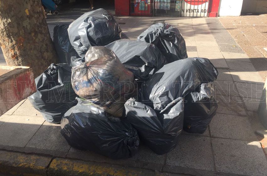 No hay recolección de residuos ni se provee combustible en la ciudad