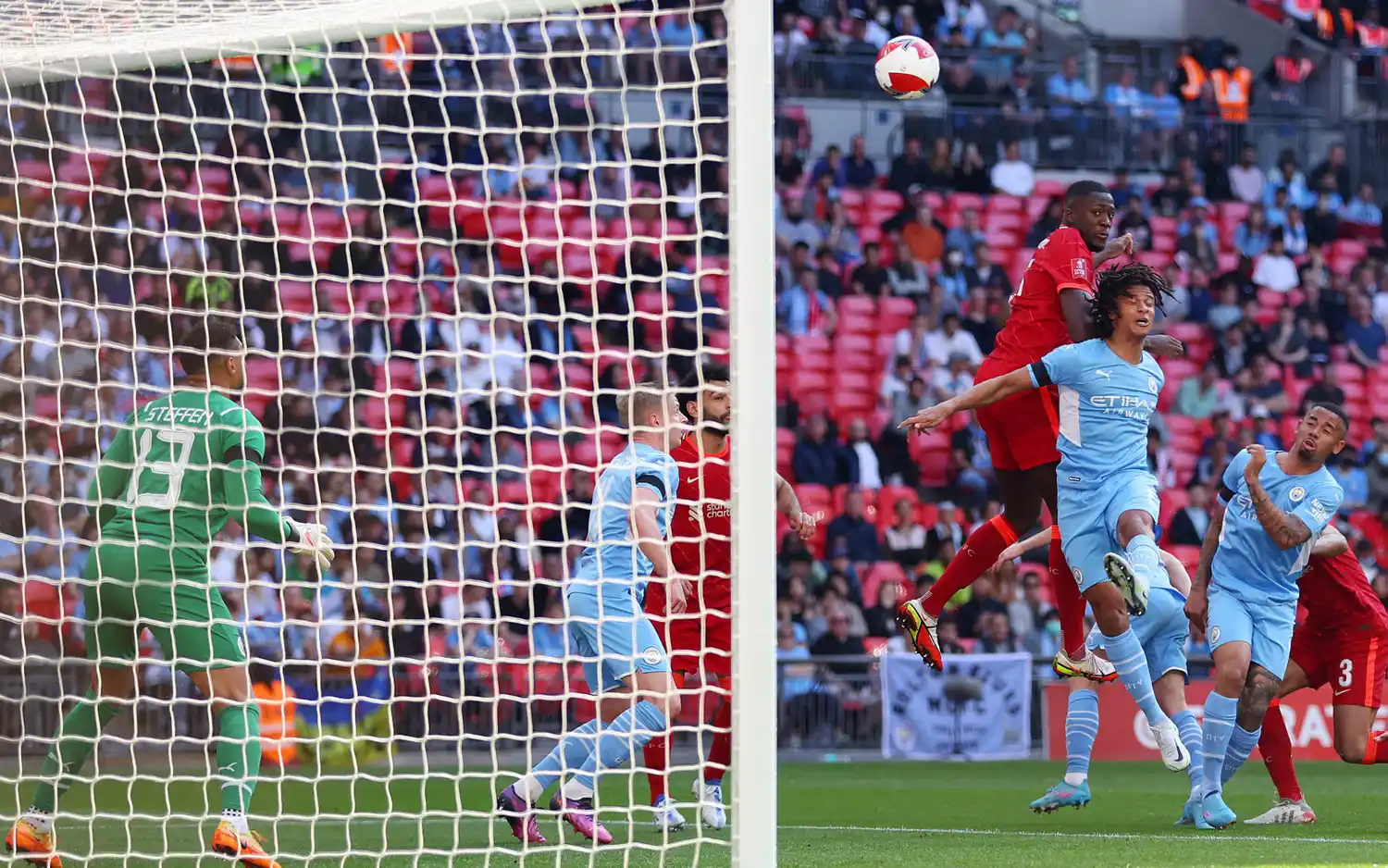 Liverpool venció al City y disputará una nueva final