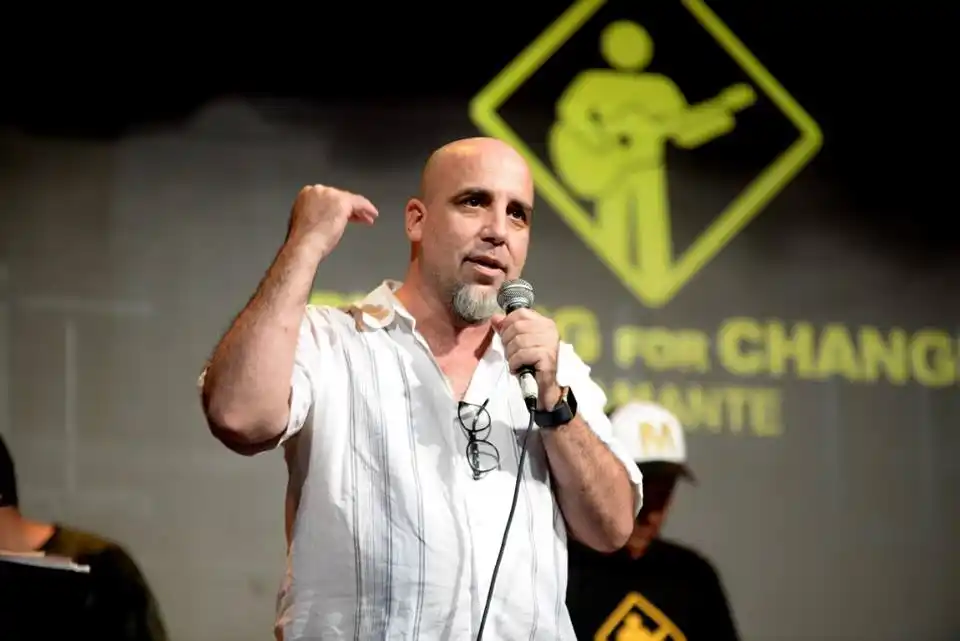 Charla abierta del emprendedor cultural Patrick Liotta