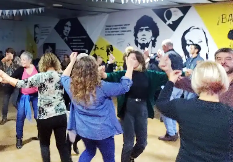 Música y solidaridad para recibir el 25 de Mayo